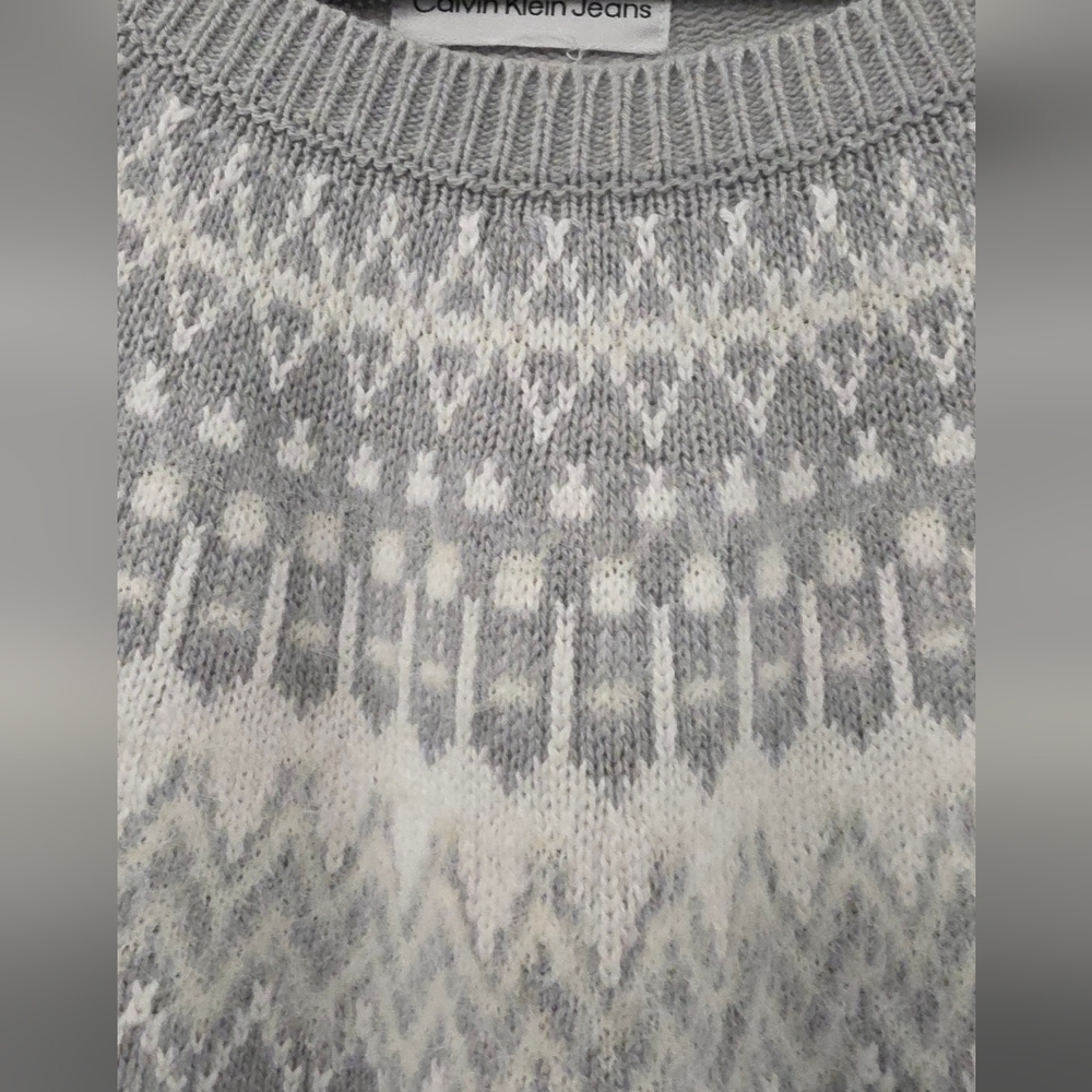 Calvin Klein Fair Isle Knit Sweater No Size Tag MEASURES A MEDIUM EUC - Picture 3 of 8